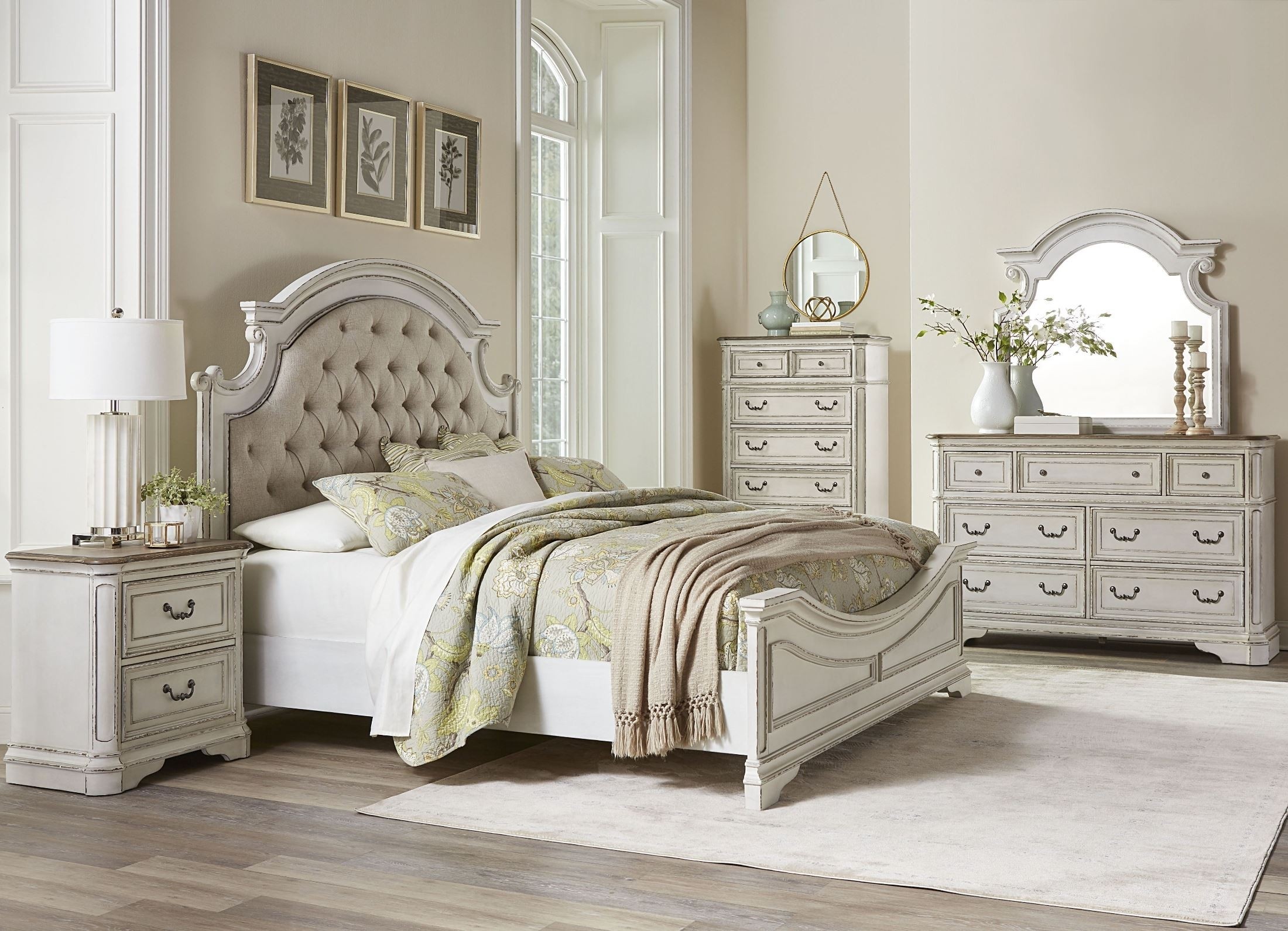 white distressed wood bedroom furniture