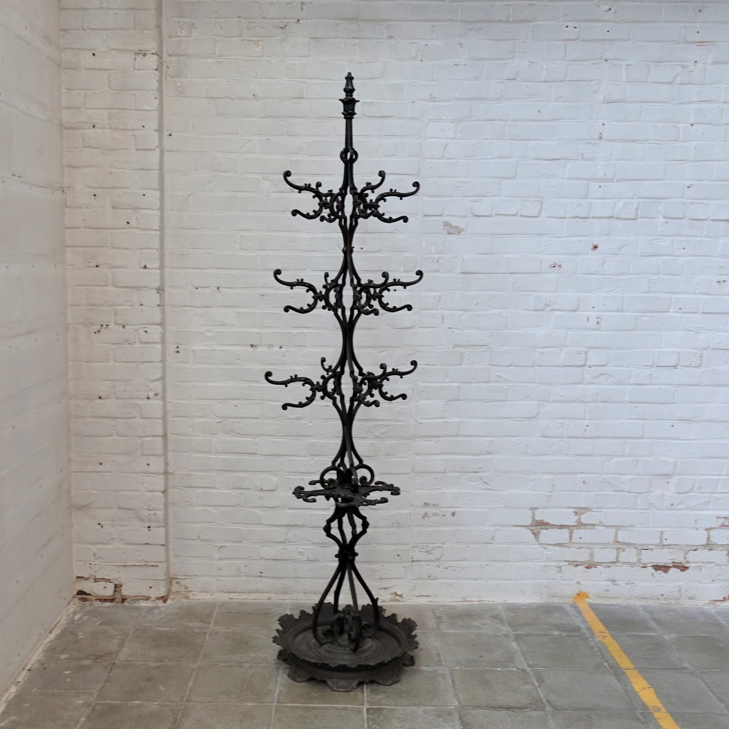 Vintage industrial cast iron coat rack 1920s 112700