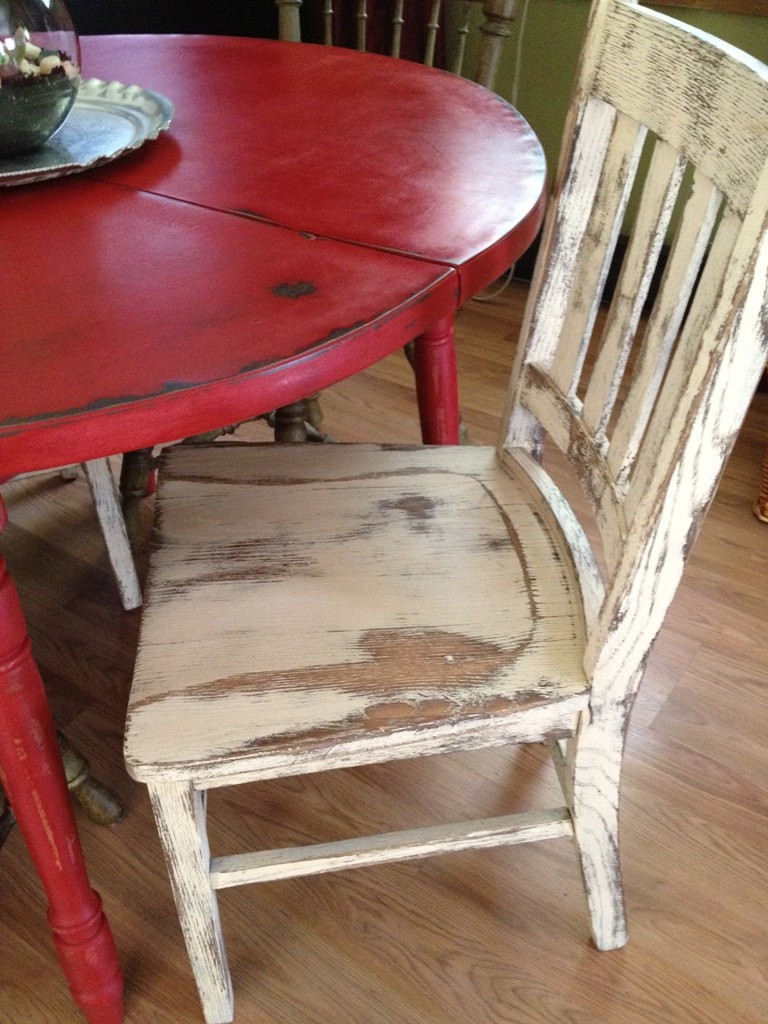 Distressed round country kitchen table
