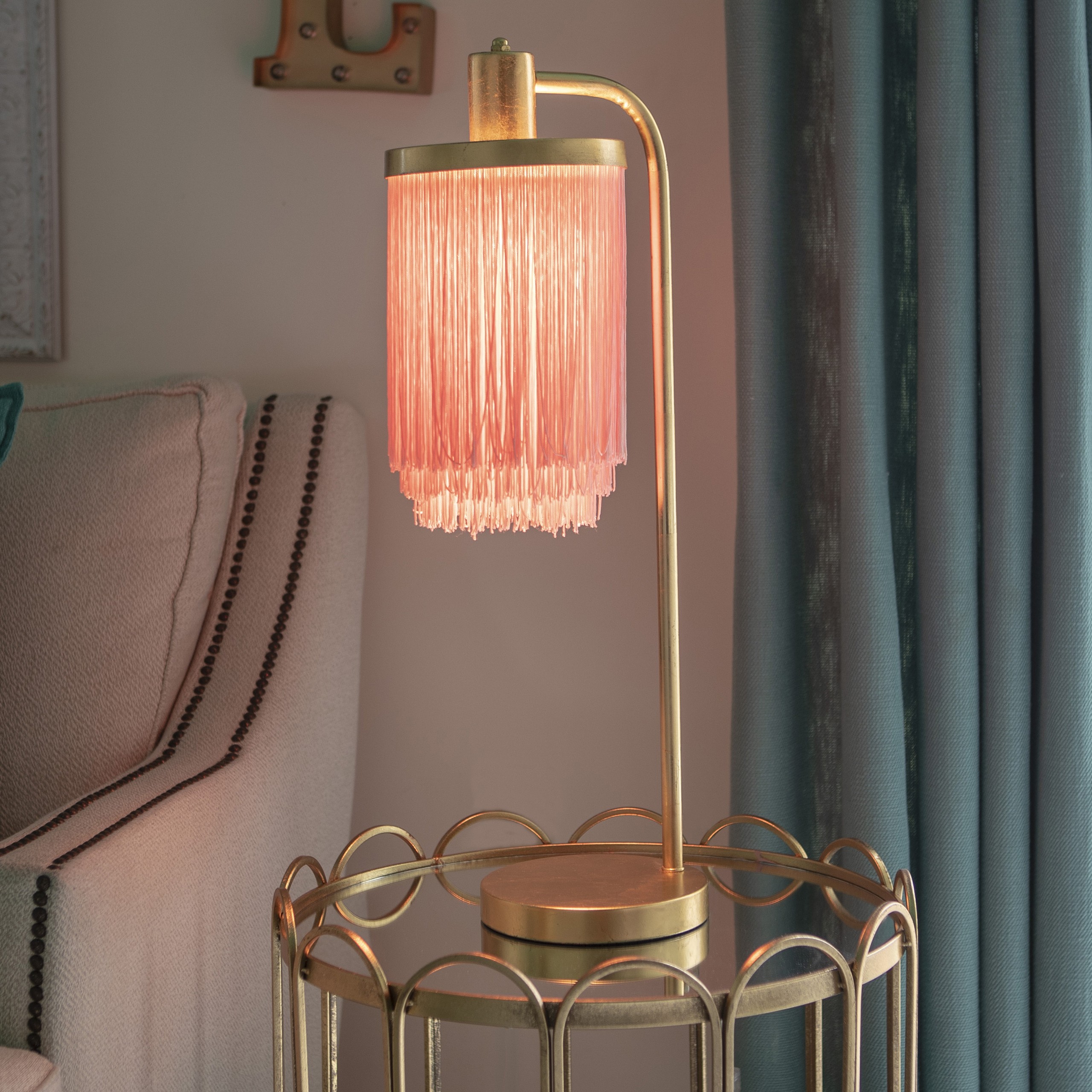 Framboise fringe shade table lamp