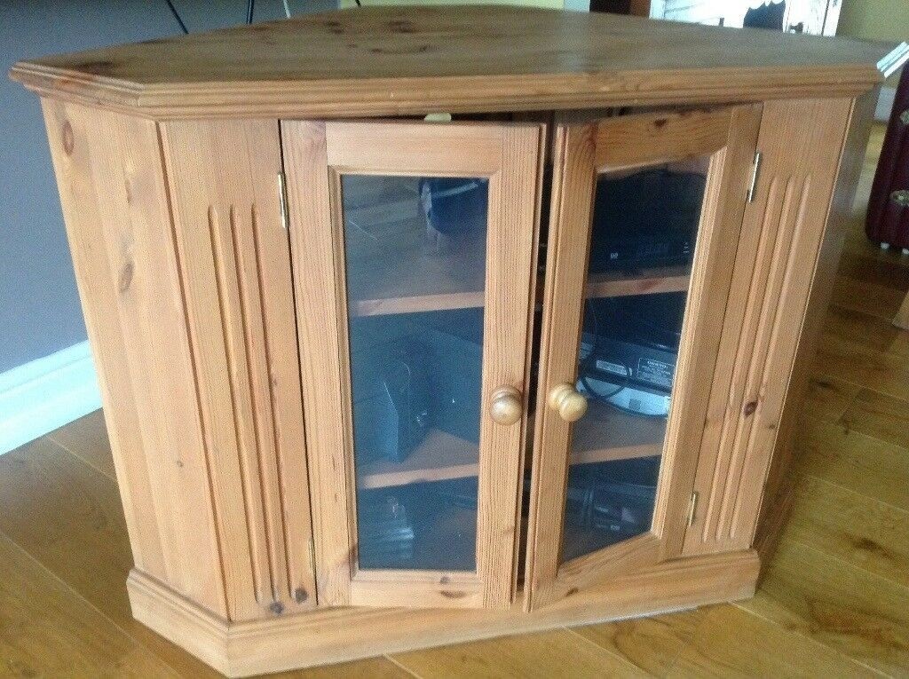 Solid pine wood corner cabinet for t v and audio