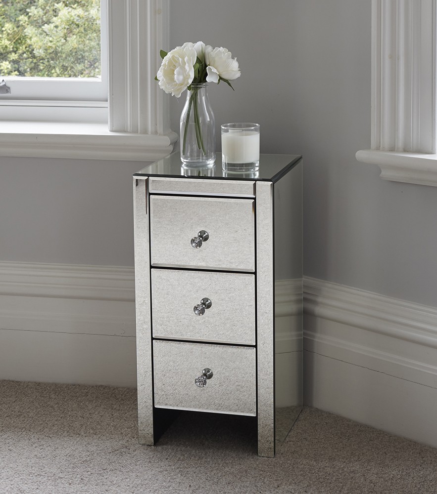 Venetian mirrored glass bedside table with three drawers