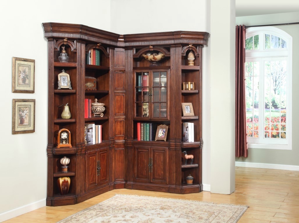 Wellington traditional 6 shelf outside corner bookcase in