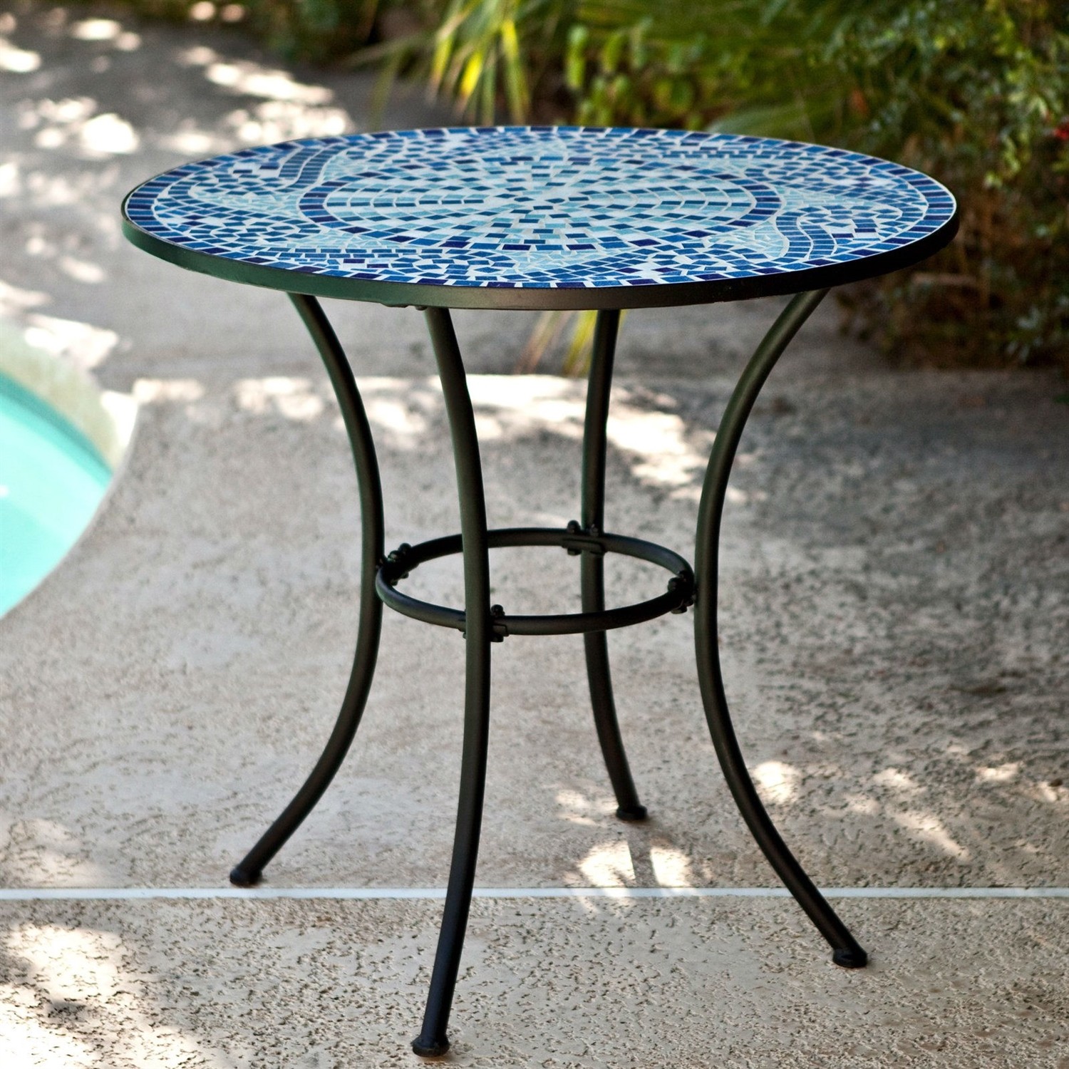 30 inch round metal outdoor bistro patio table with hand