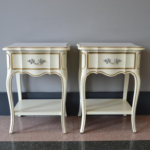 Beautiful vintage french provincial nightstand pair