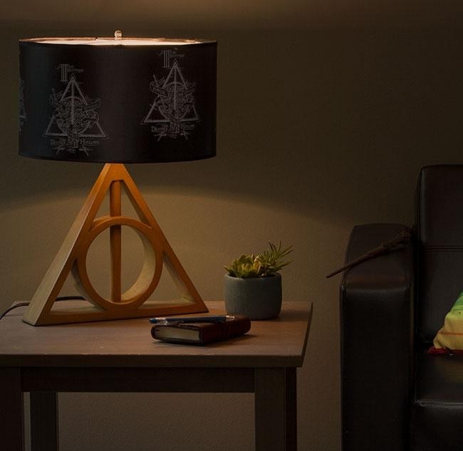 Harry Potter Deathly Hallows Lamp  Harry potter room decor, Harry