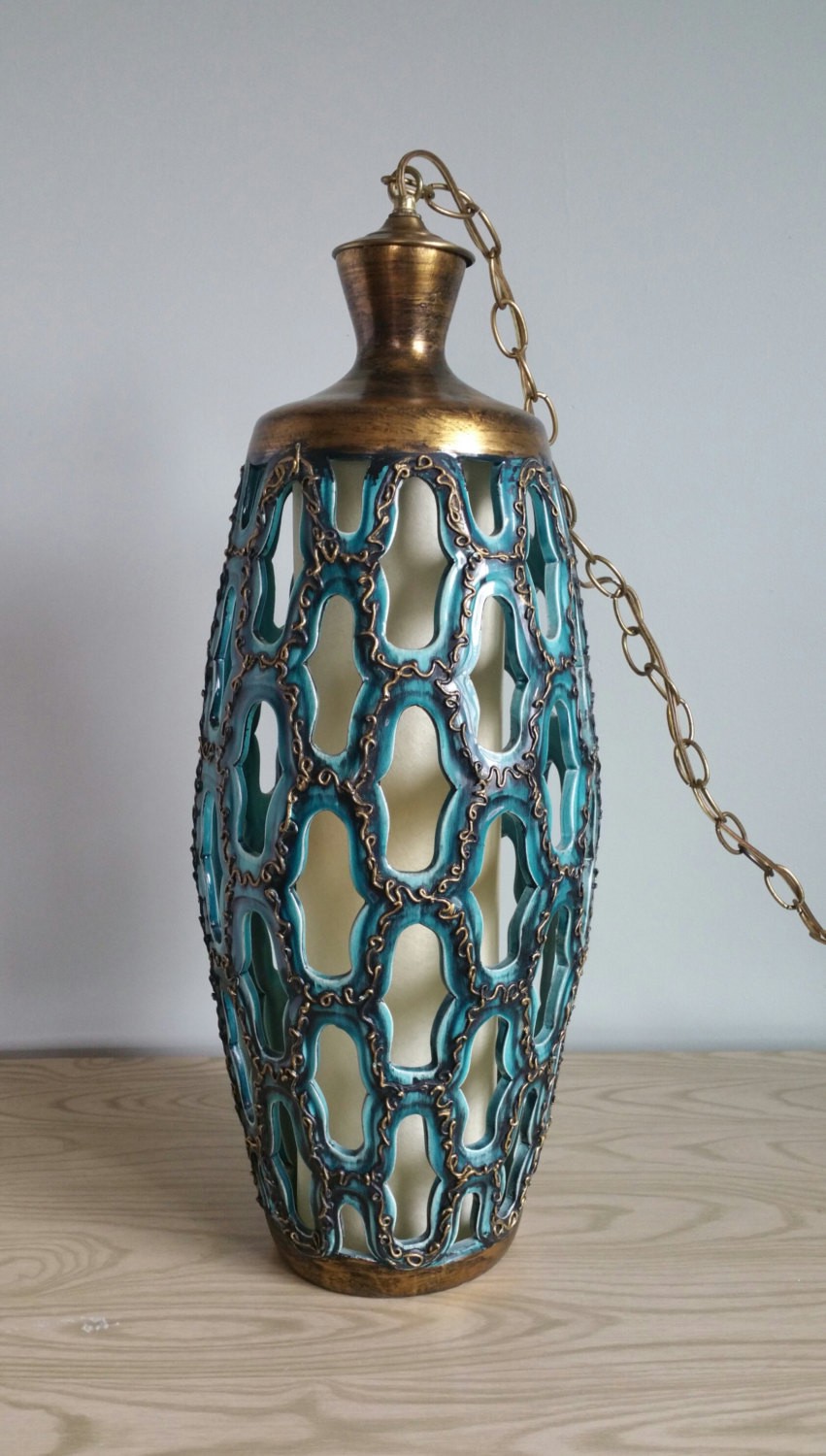 Retro mid century hanging chain lamp ceramic gold blue