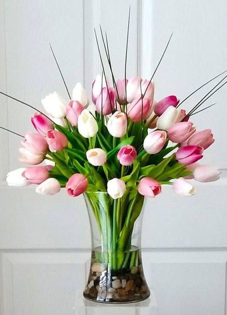 Simple and lovely diy tulip arrangement ideas 42 in 2020