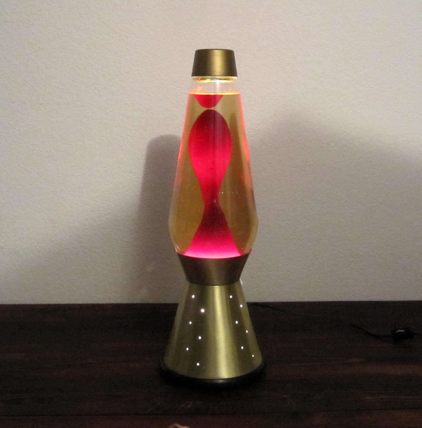 Vintage 1960s lava lamp with gold starlight base retro home