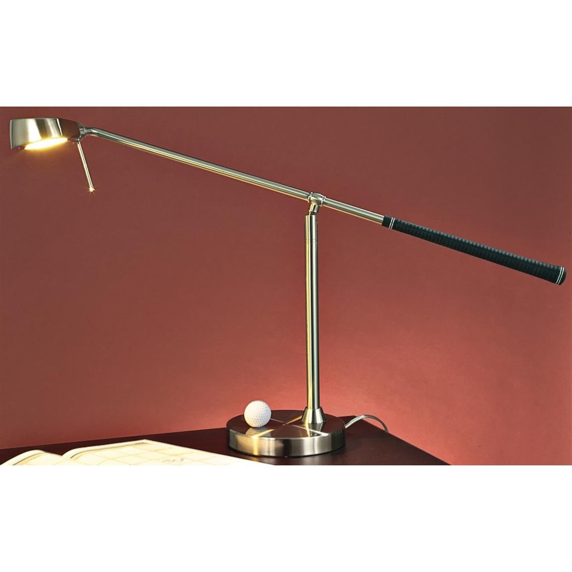Adjustable halogen 7 iron golf club lamp 136381