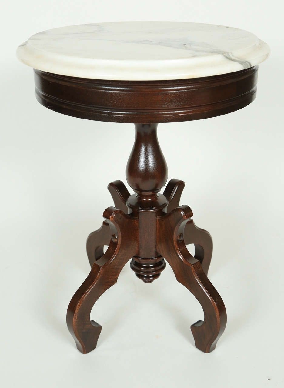 Small victorian mahogany table with white marble top base