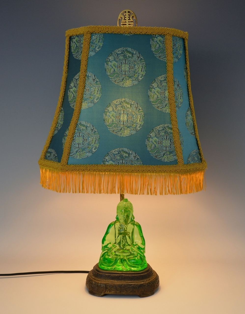 Vintage cambridge vaseline glass buddha lamp c1930 from