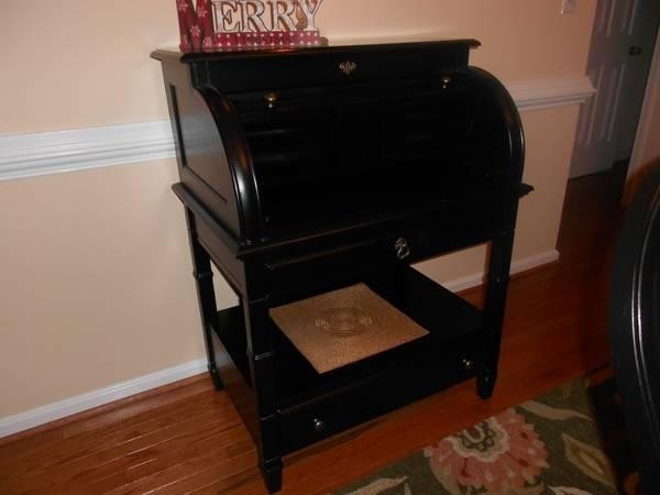 Beautiful black roll top desk for sale in spotsylvania