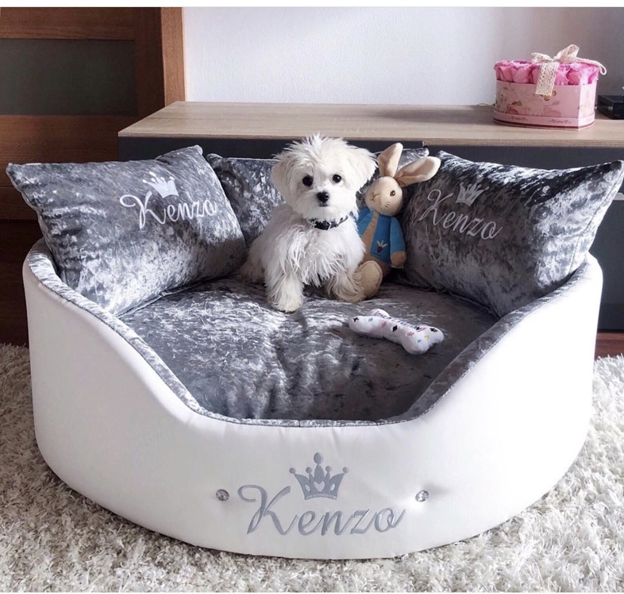 Bling personalised pet bed set available in any size