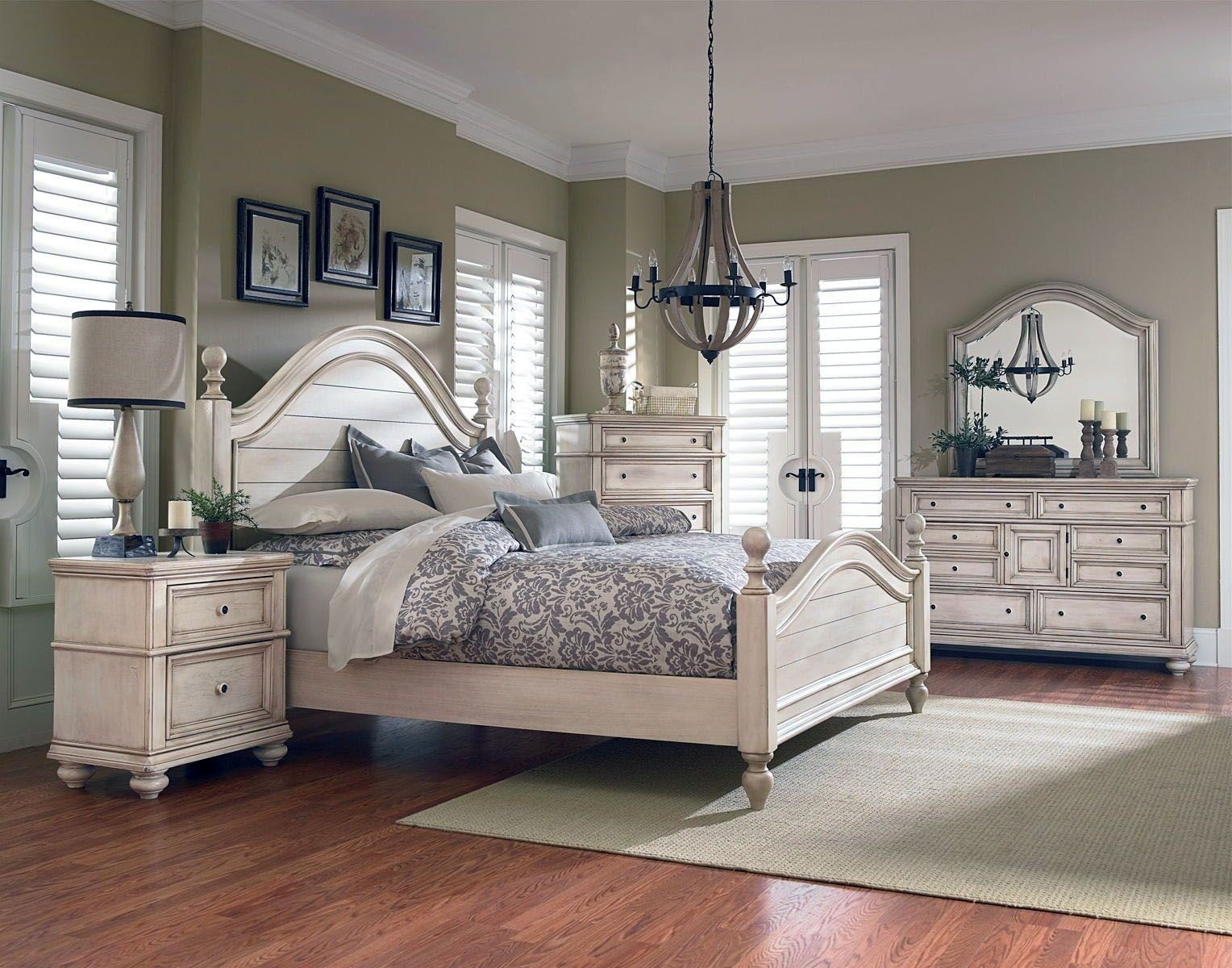 Old Fashioned Bedroom Furniture