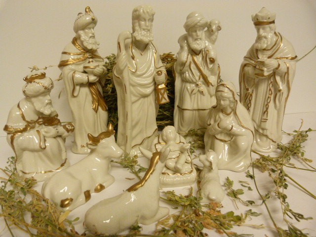Vintage porcelain nativity scene large nativity set