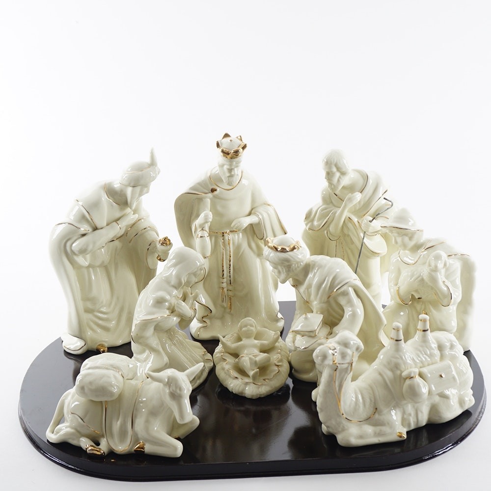 White porcelain nativity scene with gold accents ebth 1