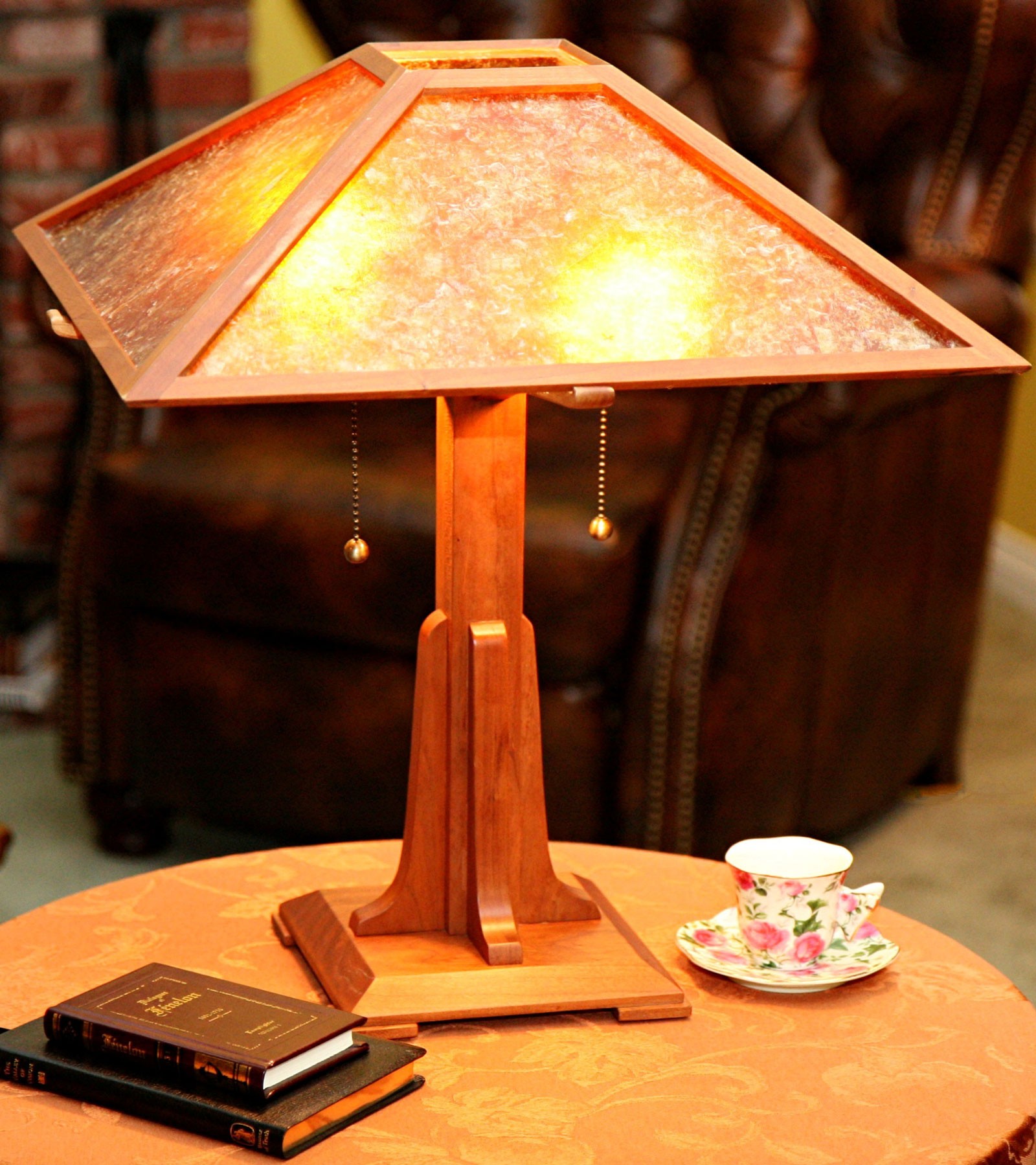 Arts And Crafts Lamp Shades Ideas On Foter   Arts And Crafts Table Lamp With Mica Shade Gathering Wood 