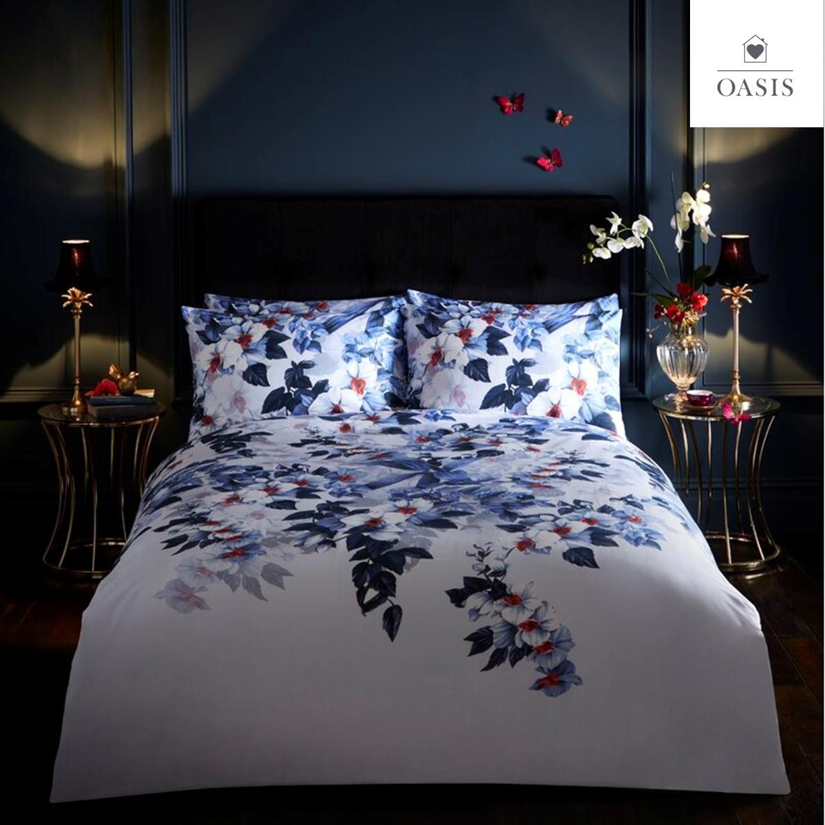 Exotic bedding set curtains at home