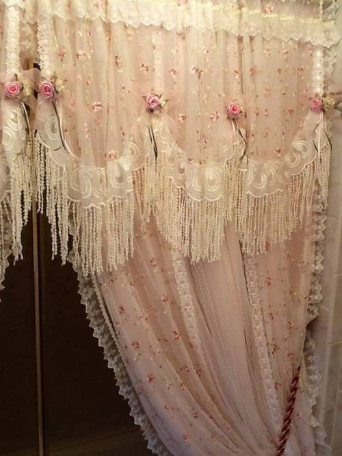 Romantic cottage love this shabby chic curtains shabby