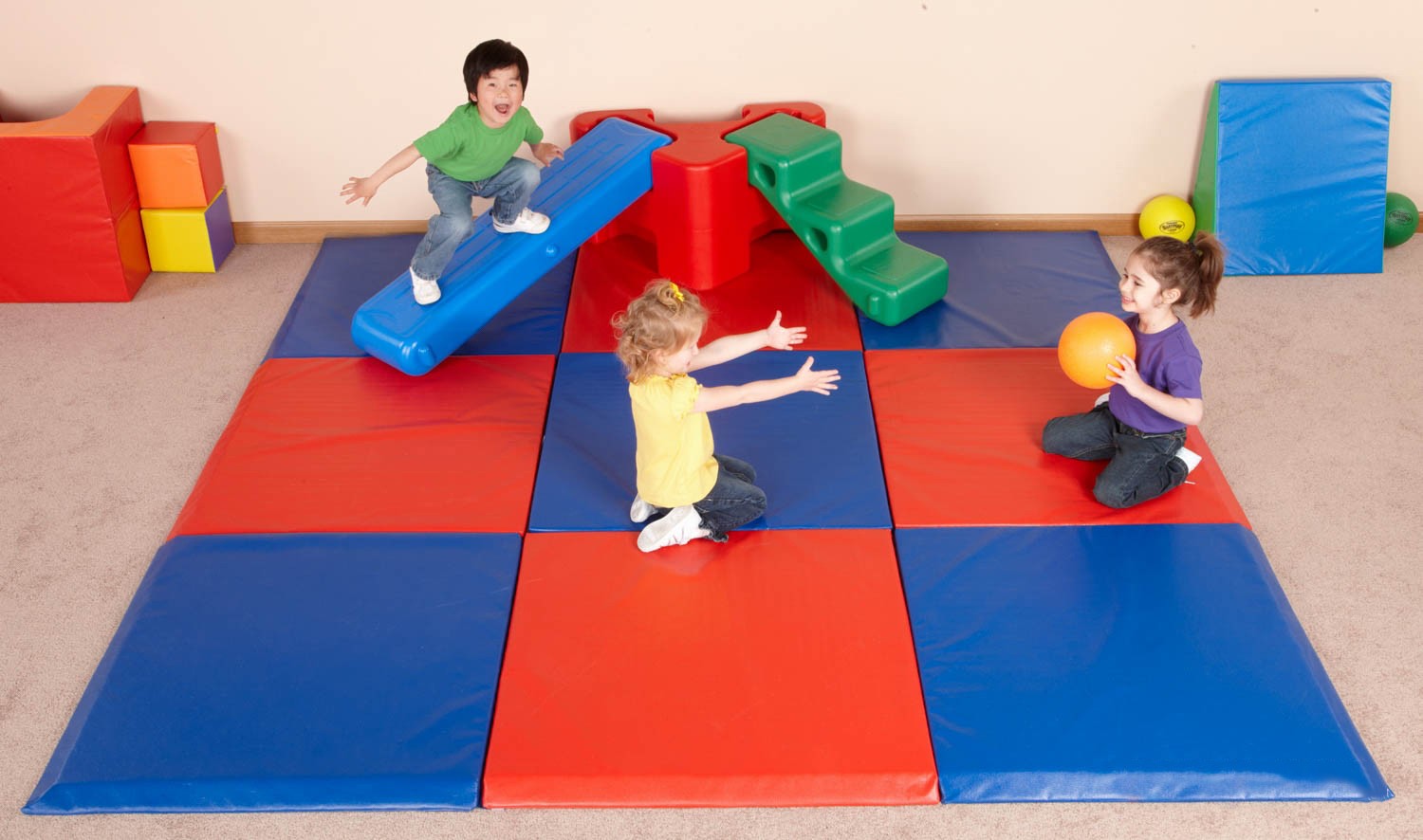 Modular indoor floor mat set play with a purpose