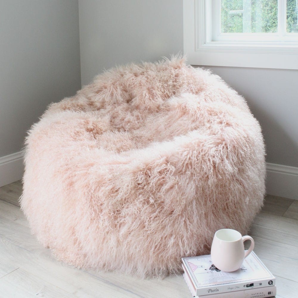 Pink fluffy deals bean bag chair