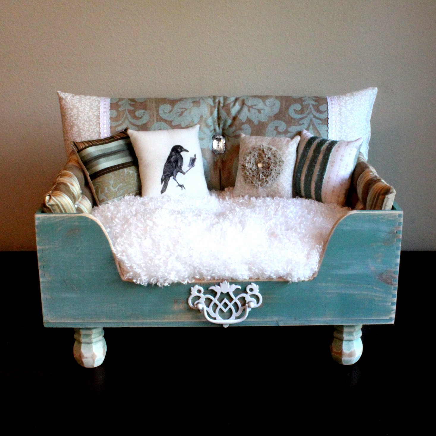 Stylish dog beds for your lovely dogs homesfeed 9