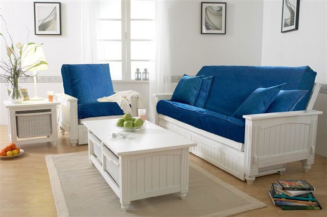 Cottage style futon sofa 1