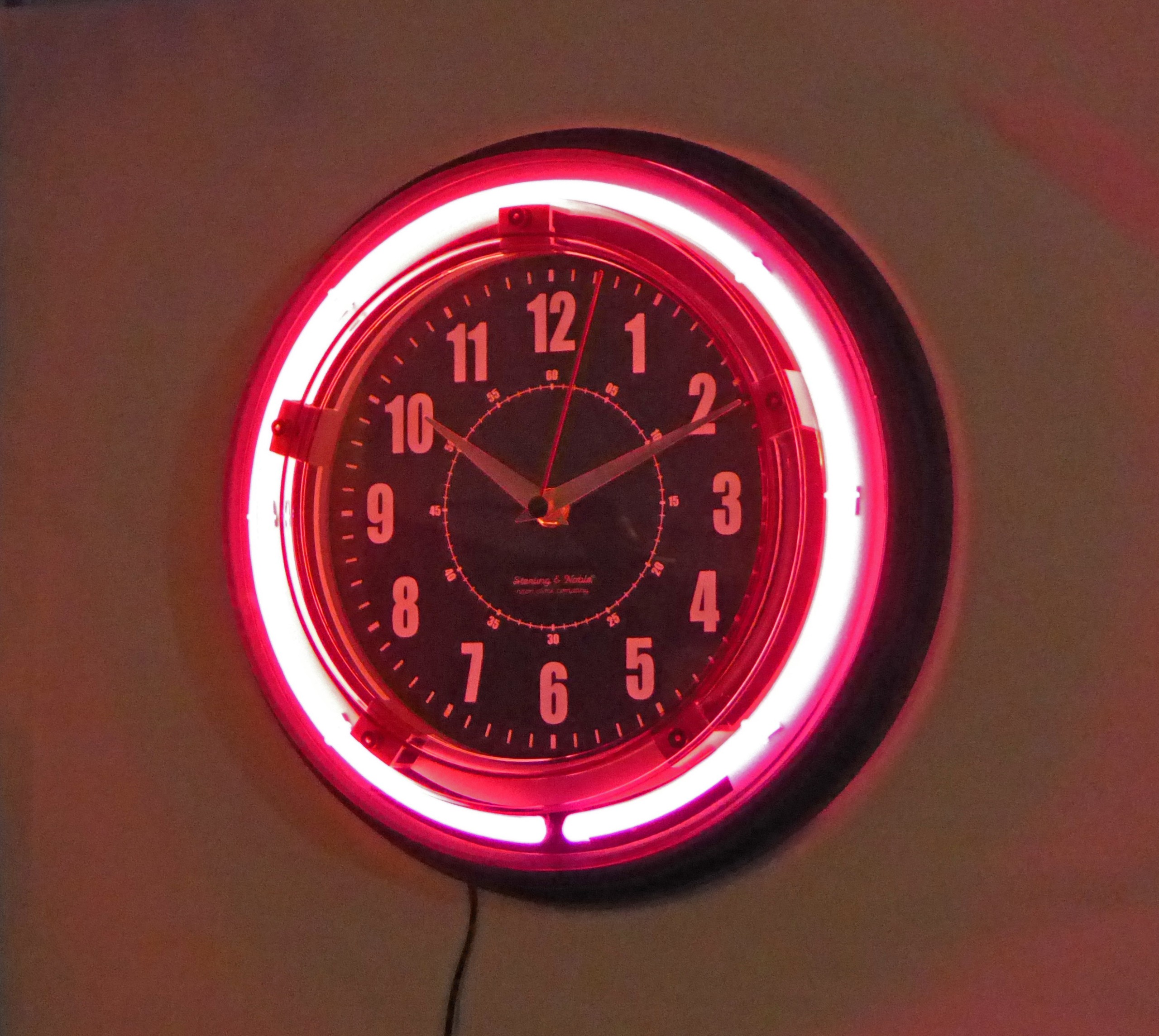New Pontiac Autorized Service Red Neon Hanging Wall Clock 15" Diameter # 8PONTI 