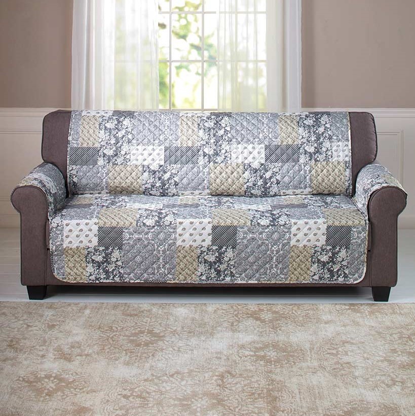 Sofa slipcover with quilted pattern with reversible side