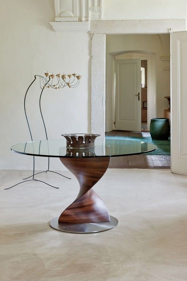 Gorgeous dining table with a unique sculptural base