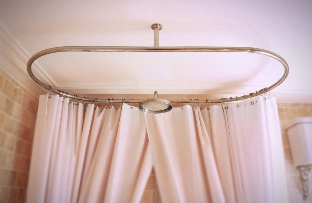 Chrome i bath large oval traditional shower curtain rail