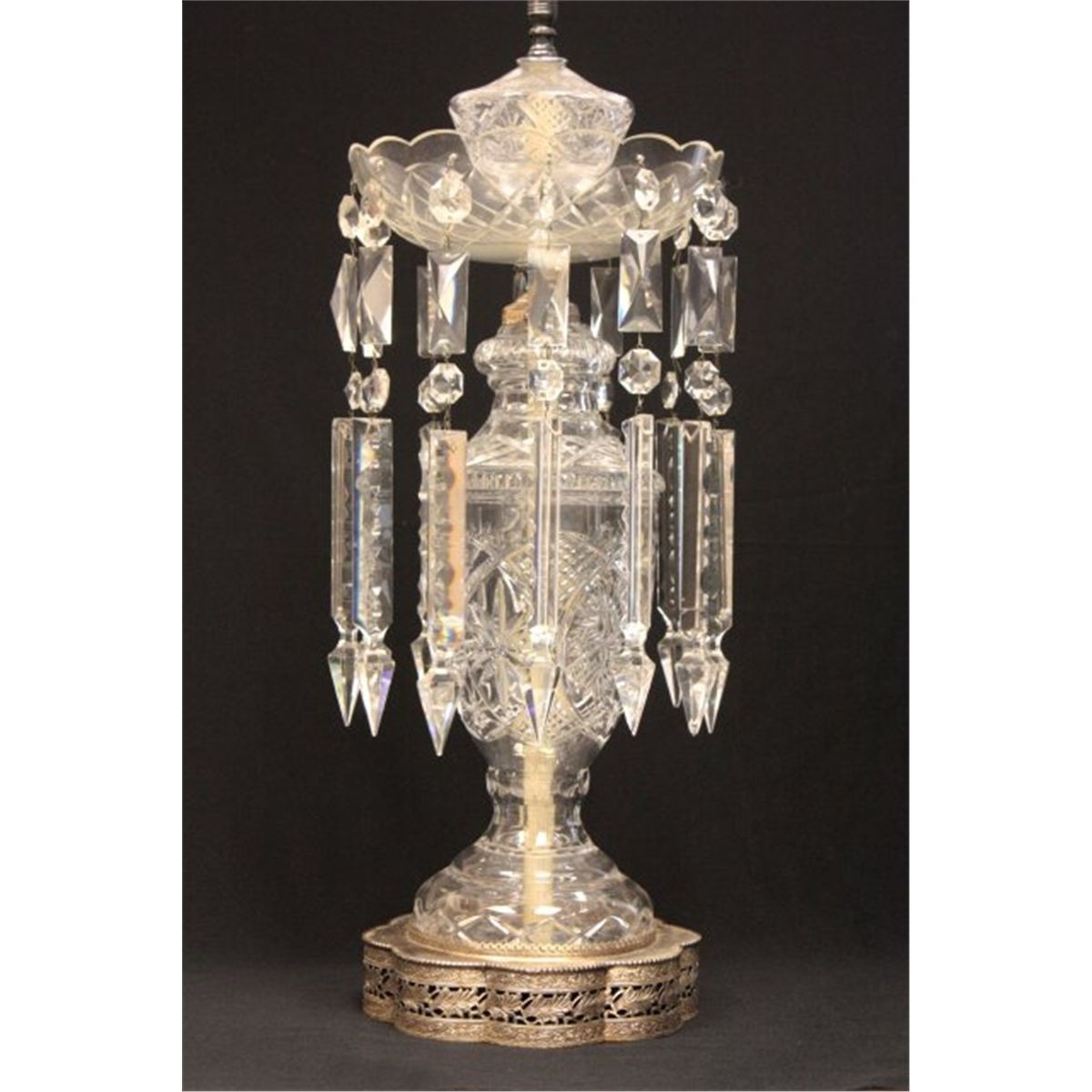 Crystal lamp with hanging prisms 1