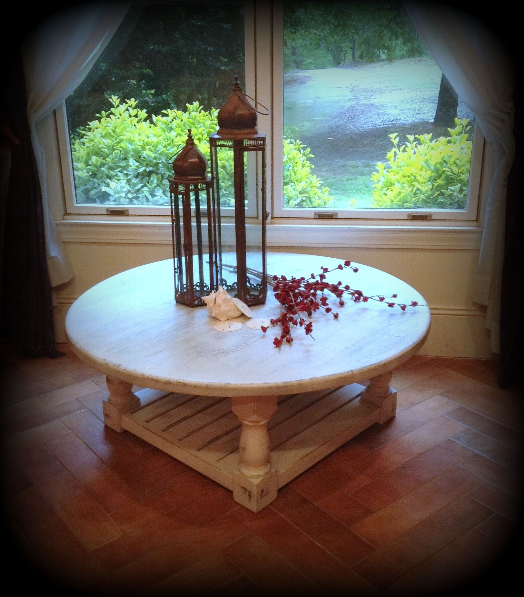 Distressed white coffee table by hunt heritage coffee