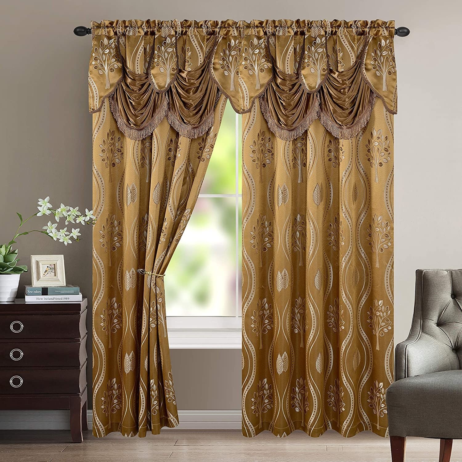 Elegant comfort aurora jacquard look curtain panel with
