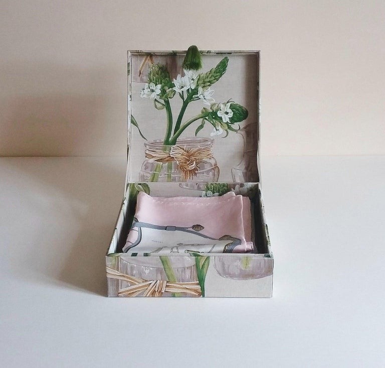 Handmade decorative storage box for scarves linen fabric 1