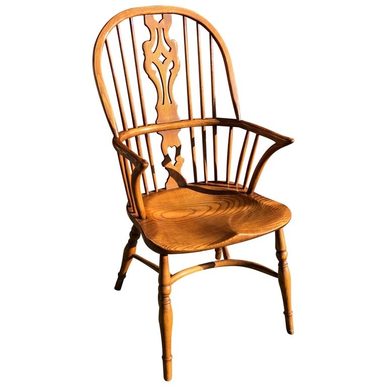 Set of 8 windsor chairs for sale at 1stdibs