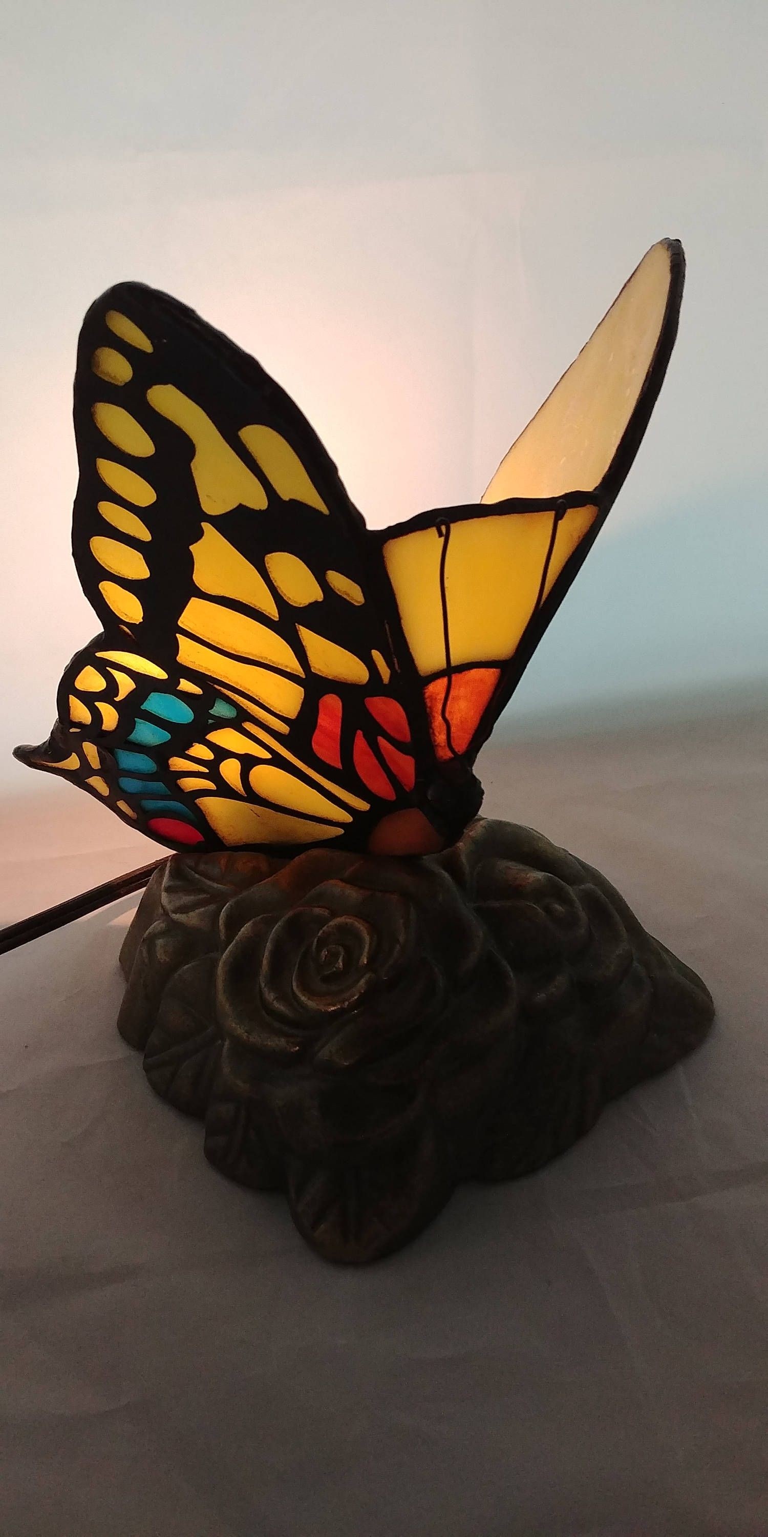 Stained glass butterfly lamp tiffany style accent lamp