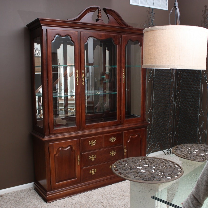 Traditional style impressions china cabinet by