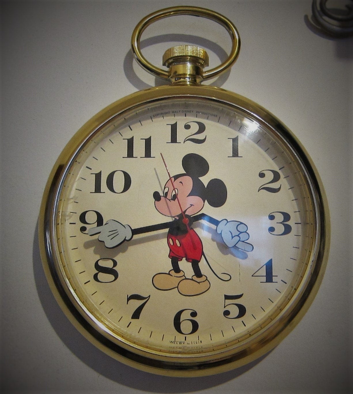 Welby by elgin mickey mouse pocket watch battery wall clock