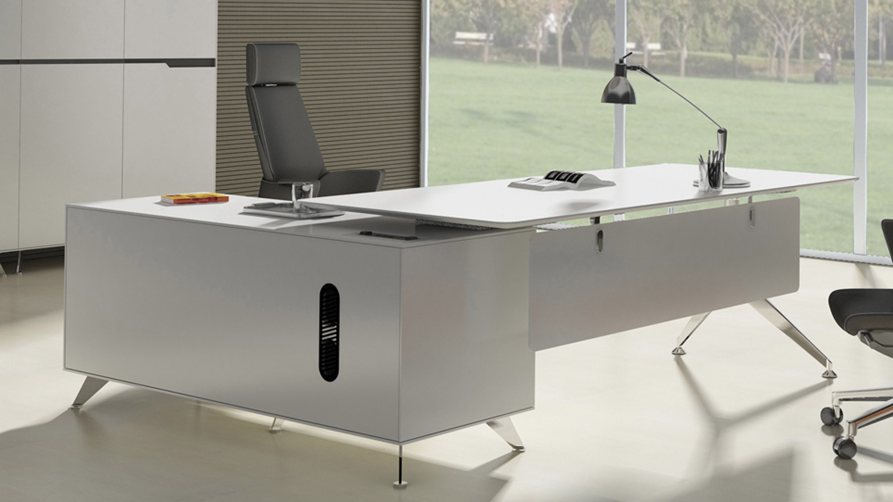 Darin executive desk with right return cabinet 2