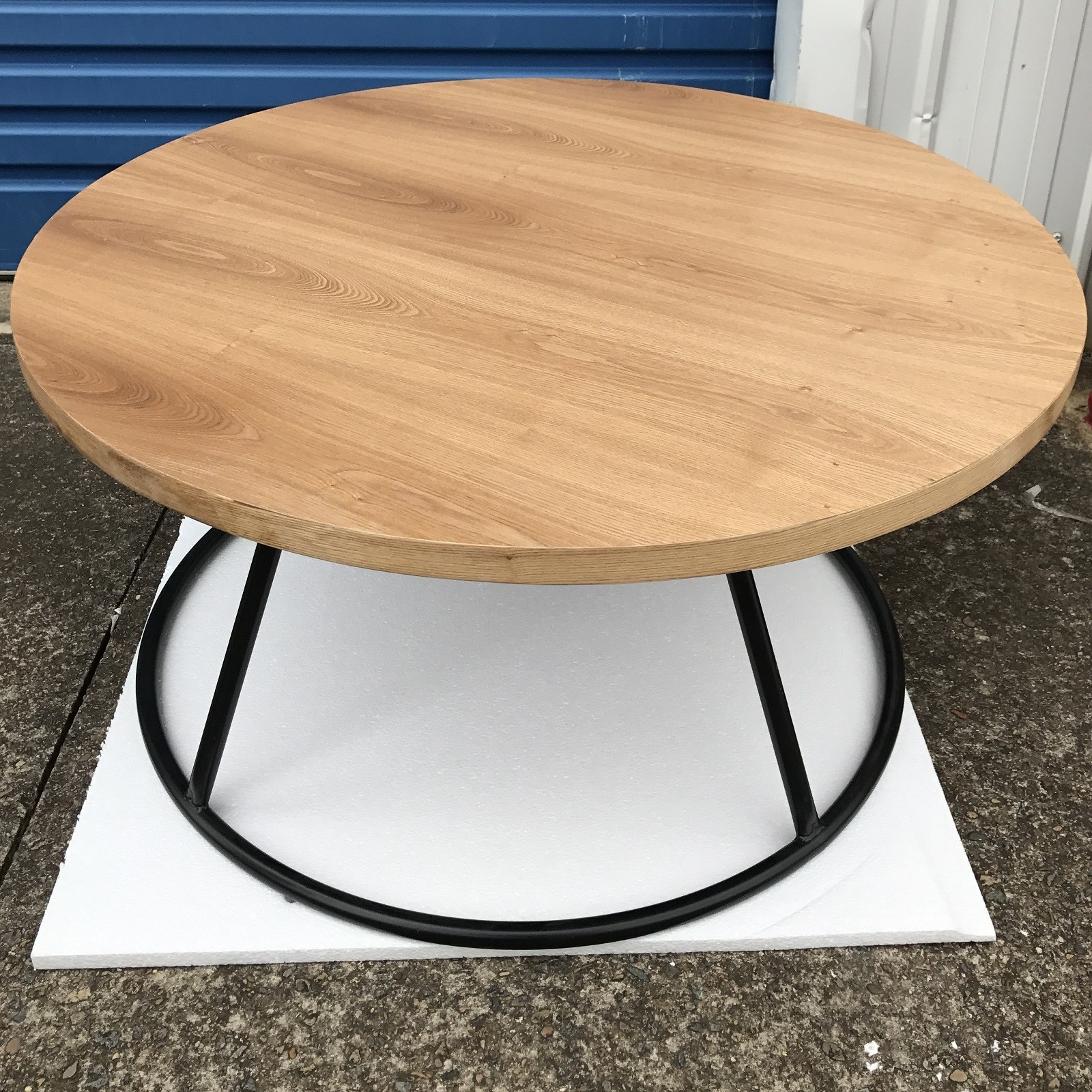 Industrial round coffee table 3