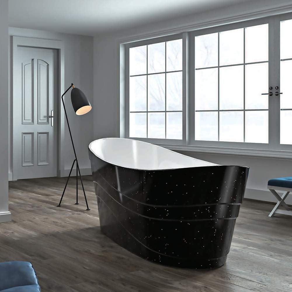 Modern freestanding bathtub black