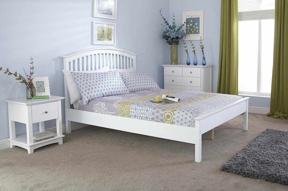 New wood shaker style wooden bed in oak or white