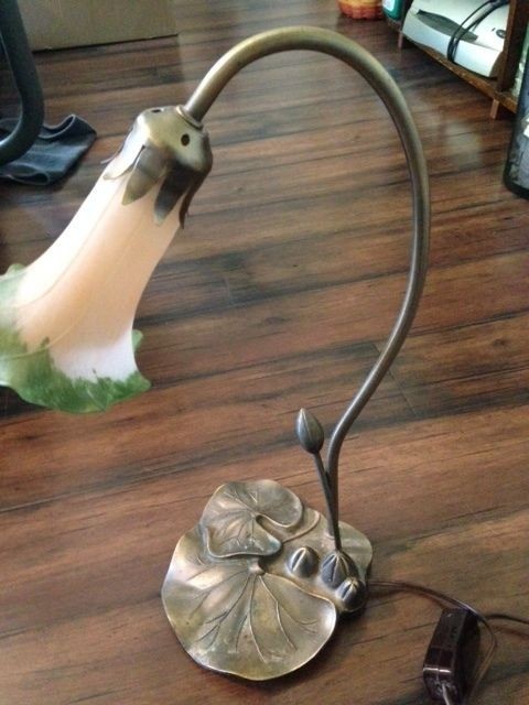 Original lily lily pad goose neck table lamp with
