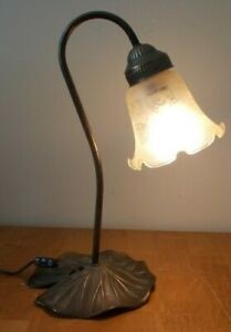 Vintage brass goose neck lily pad table lamp with bulb