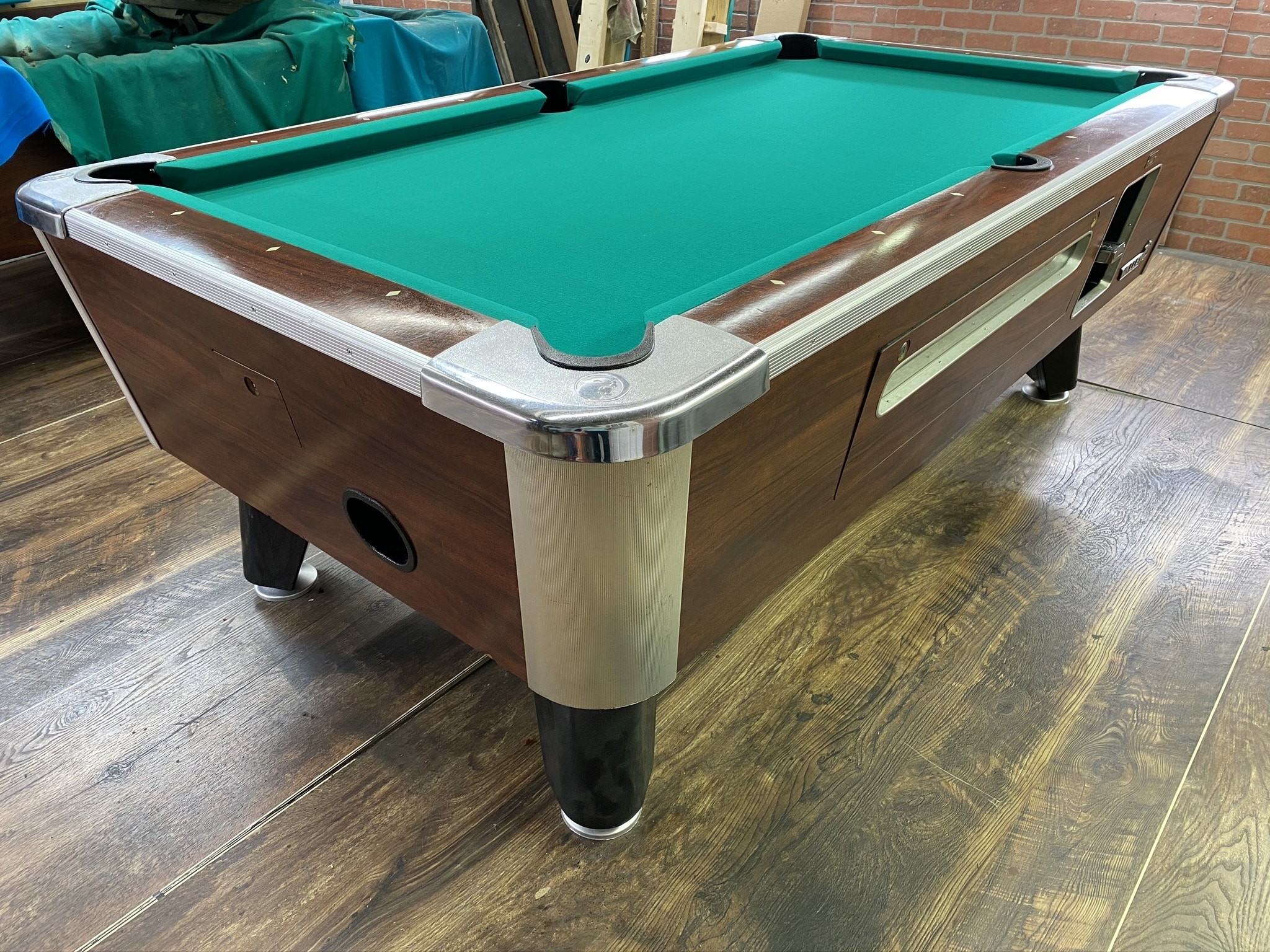 6 1 2 valley rosewood used coin operated pool table