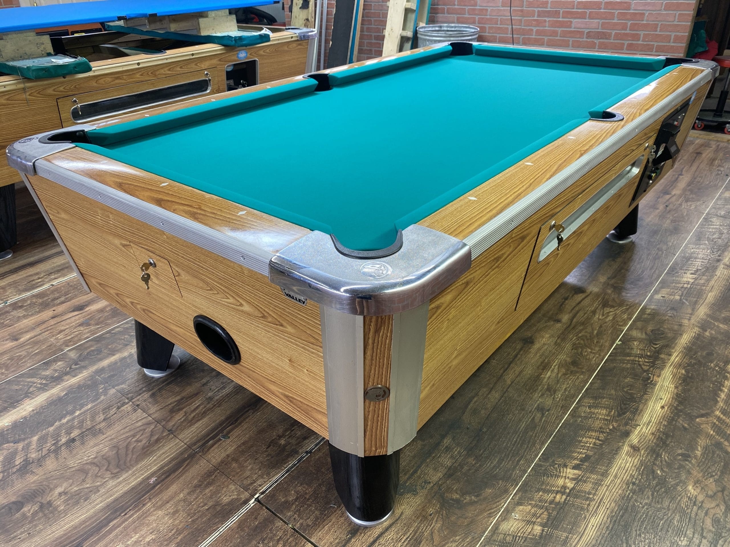 7 valley light oak used coin operated pool table used