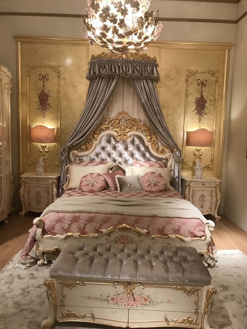 Baroque rococo style make for a luxury bedroom