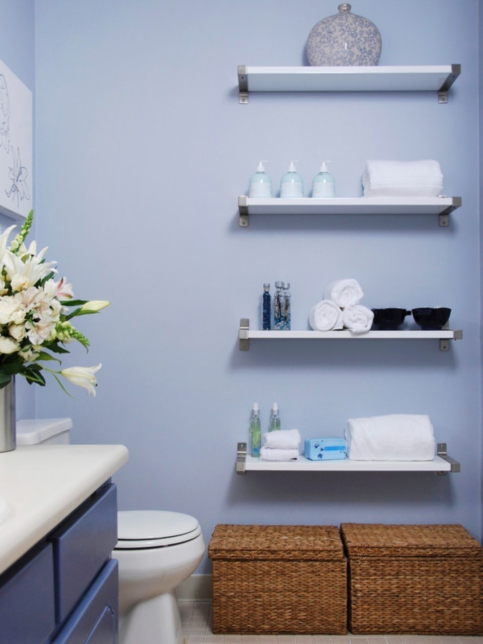 Best bathroom wall shelving idea to adorn your room 3
